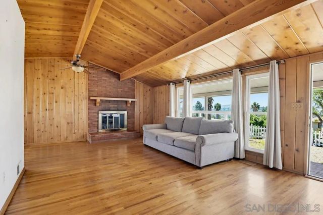 3956 El Canto, Spring Valley, CA 91977