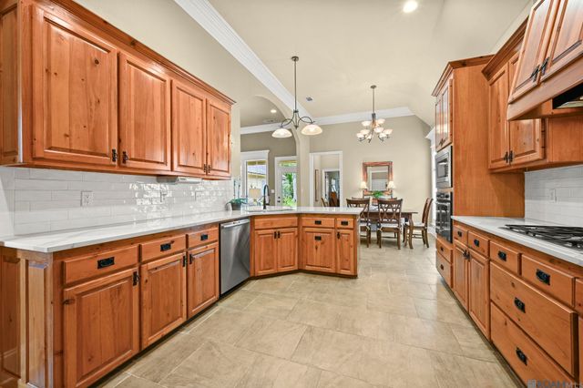 440 S Club Ave, St Gabriel, LA 70776
