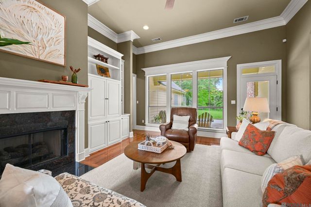 440 S Club Ave, St Gabriel, LA 70776