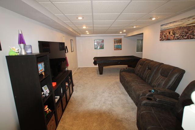 110 Village Creek Drive 110, Lake In The Hills, IL 60156
