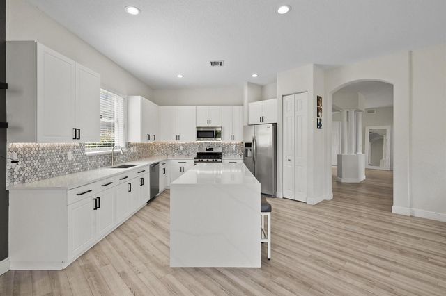 1215 Creekside Drive, Wellington, FL 33414