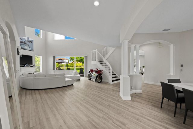 1215 Creekside Drive, Wellington, FL 33414