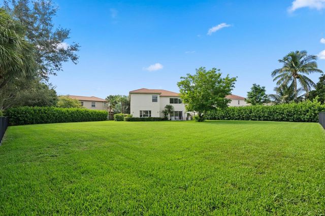 1215 Creekside Drive, Wellington, FL 33414