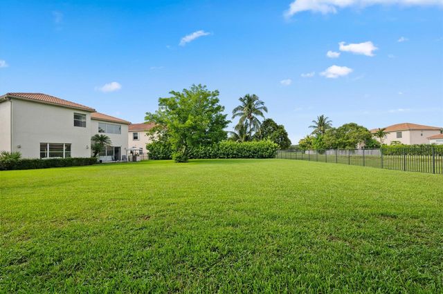 1215 Creekside Drive, Wellington, FL 33414