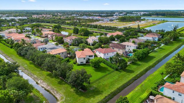 1215 Creekside Drive, Wellington, FL 33414