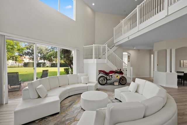 1215 Creekside Drive, Wellington, FL 33414