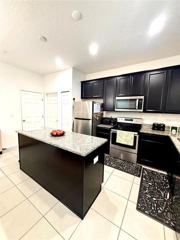 2354 SEDGE GRASS WAY, Orlando, FL 32824