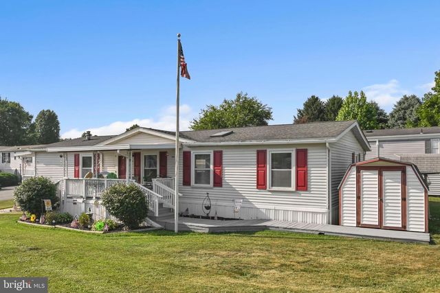 200 FINCH CT, Lancaster, PA 17603