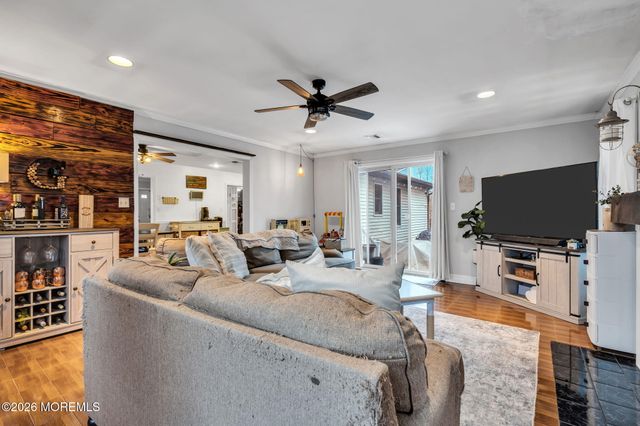 710 Hazelton Avenue, Lanoka Harbor, NJ 08734