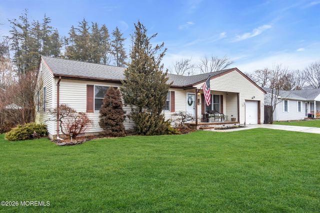 710 Hazelton Avenue, Lanoka Harbor, NJ 08734