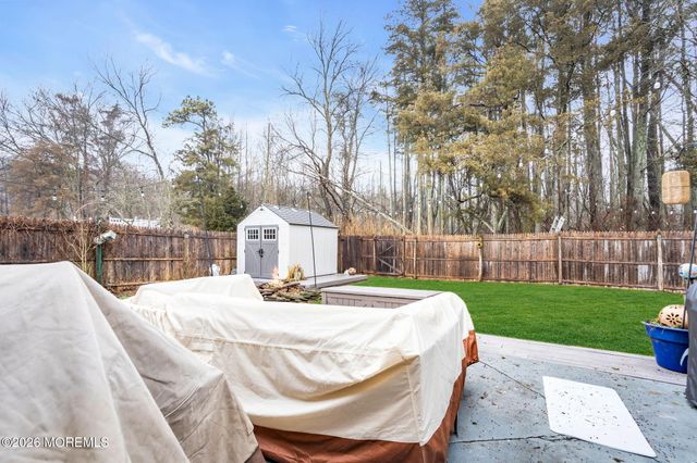 710 Hazelton Avenue, Lanoka Harbor, NJ 08734