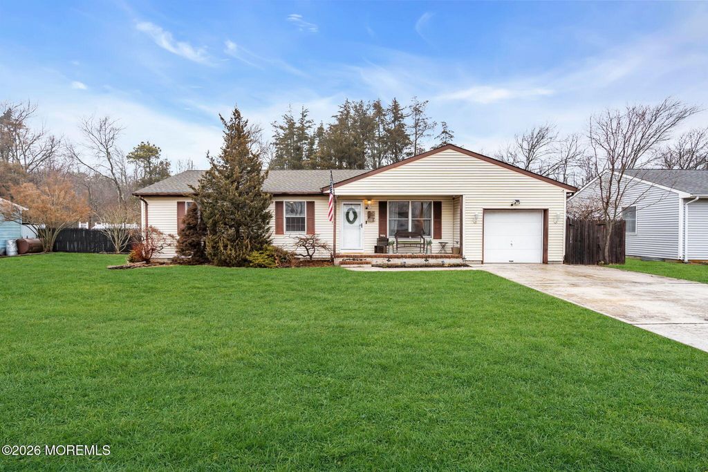 710 Hazelton Avenue, Lanoka Harbor, NJ 08734