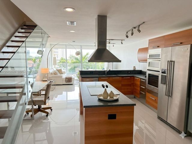 2950 NE 188th St 448, Aventura, FL 33180