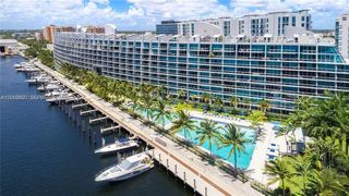 2950 NE 188th St 448, Aventura, FL 33180