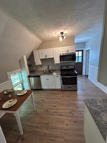 560 Church St 560, Northbridge, MA 01534