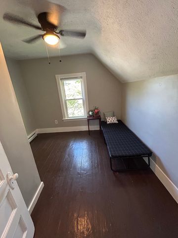 560 Church St 560, Northbridge, MA 01534