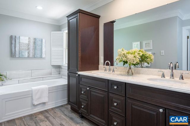 25 BOLLING CIR, Palmyra, VA 22963