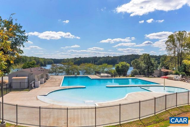 25 BOLLING CIR, Palmyra, VA 22963