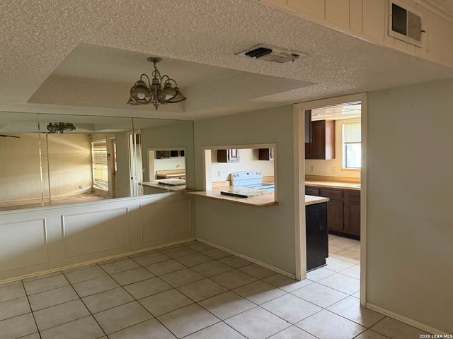 5802 Royal bnd, San Antonio, TX 78239