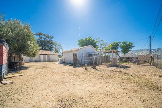 541 N Hargrave St, Banning, CA 92220