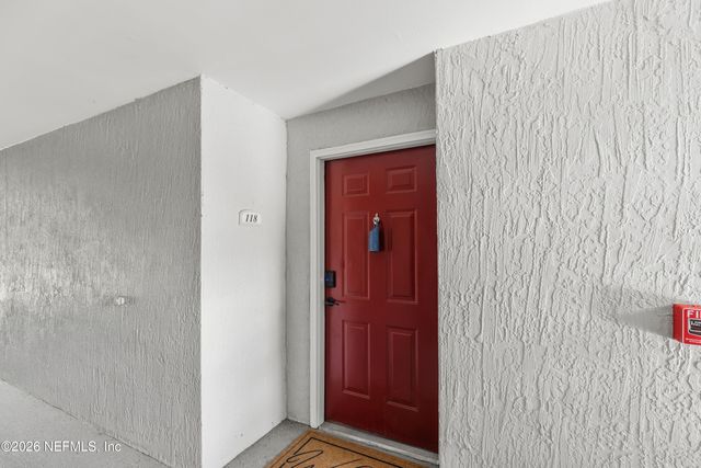 3591 KERNAN Boulevard S 118, Jacksonville, FL 32224