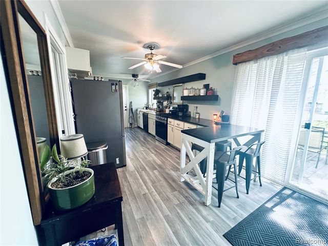 5827 Annibal Drive, Lapeer, MI 48446