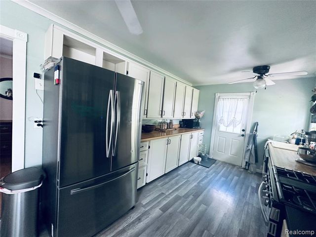 5827 Annibal Drive, Lapeer, MI 48446