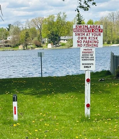 5827 Annibal Drive, Lapeer, MI 48446