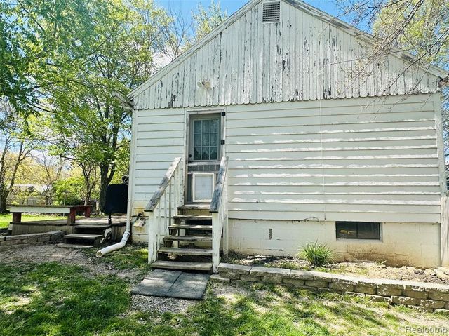 5827 Annibal Drive, Lapeer, MI 48446