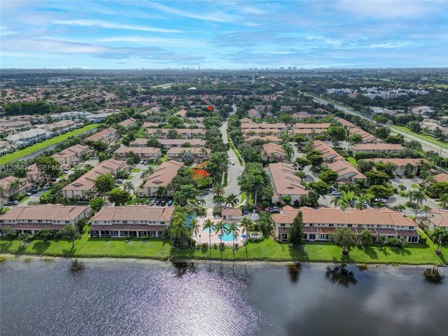 6659 Via Regina 7, Boca Raton, FL 33433