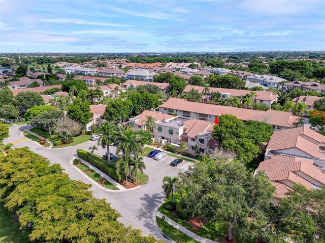 6659 Via Regina 7, Boca Raton, FL 33433