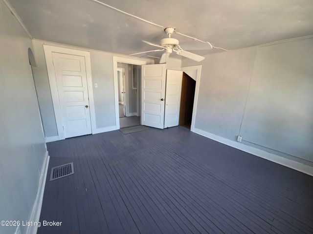 321 S 39th St, Louisville, KY 40212
