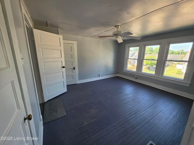 321 S 39th St, Louisville, KY 40212