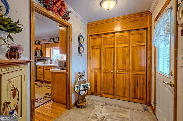 5753 Jackson Lane, Young Harris, GA 30582