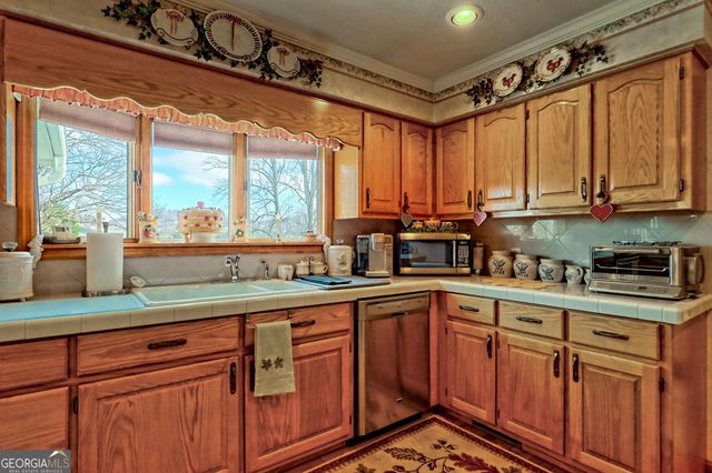 5753 Jackson Lane, Young Harris, GA 30582