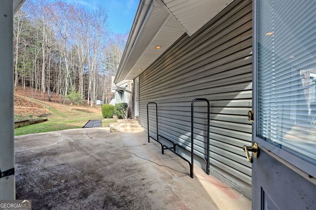 5753 Jackson Lane, Young Harris, GA 30582