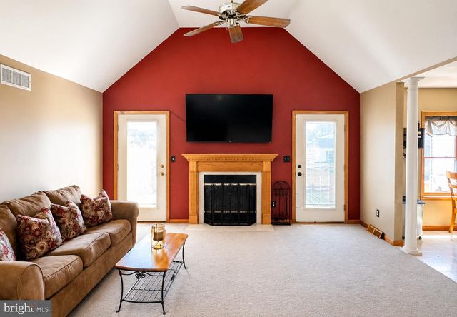 27 INTEGRO DR, Clayton, DE 19938