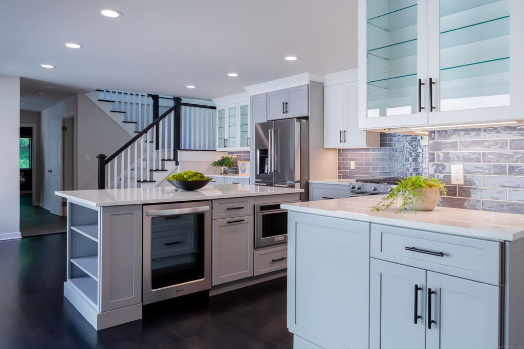 504 Harvest Commons 504, Westport, CT 06880