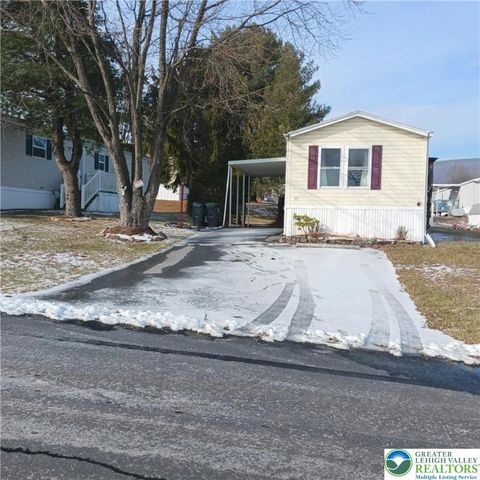 93 Nashua Street, Lehigh Twp, PA 18088