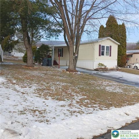 93 Nashua Street, Lehigh Twp, PA 18088