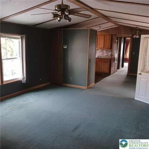 93 Nashua Street, Lehigh Twp, PA 18088