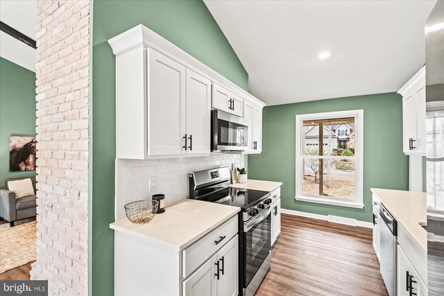 203 MUSKET LN, Locust Grove, VA 22508