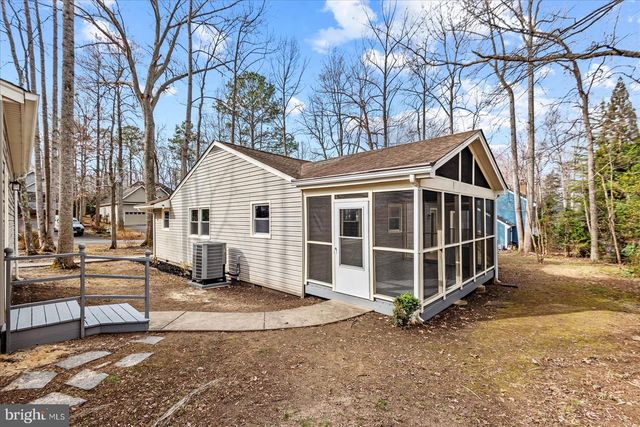 203 MUSKET LN, Locust Grove, VA 22508