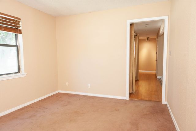 146 S Crestwood Boulevard, Desoto, TX 75115