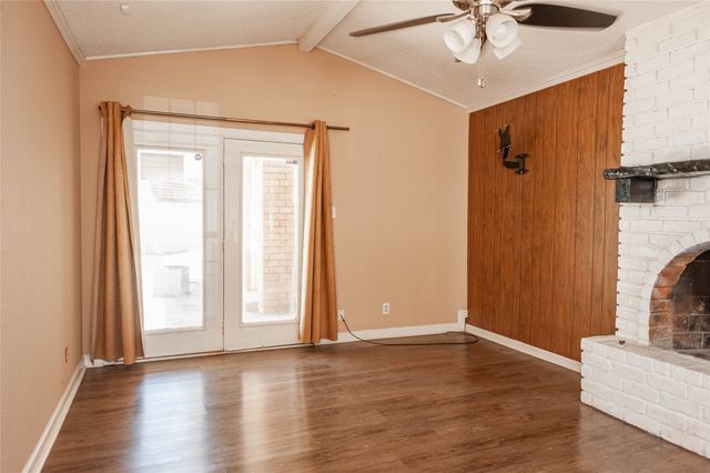 146 S Crestwood Boulevard, Desoto, TX 75115