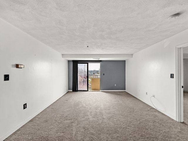 39 Parlin St 304, Everett, MA 02149