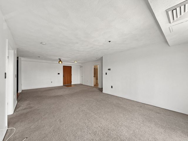 39 Parlin St 304, Everett, MA 02149