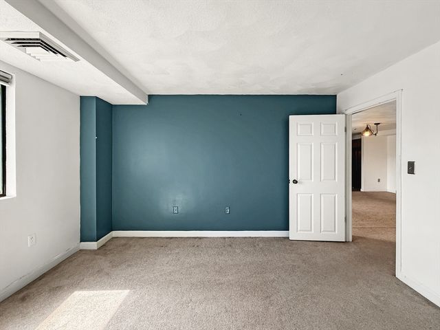 39 Parlin St 304, Everett, MA 02149