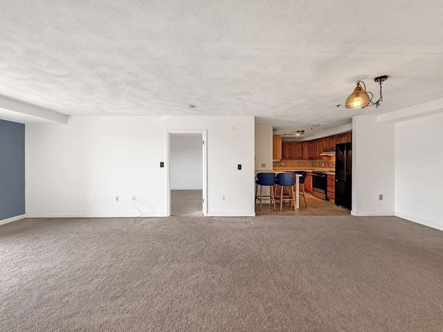 39 Parlin St 304, Everett, MA 02149