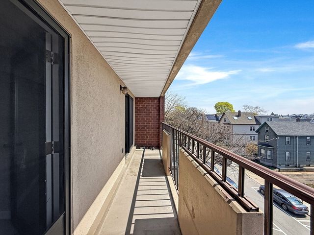 39 Parlin St 304, Everett, MA 02149